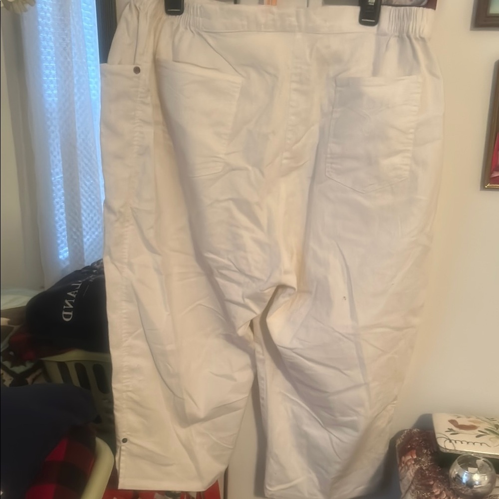 Cathy Daniels Crisp White Pants - Picture 4 of 4